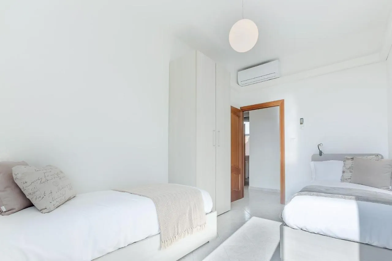 פררה Luminoso Appartamento Con Terrazzo Vicino All'Universita' 0*,